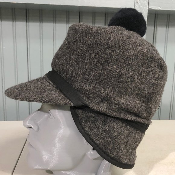 Gray 6 3/8 Pom Scotch Hat Ear Flaps Vintage Winter Made USA - Picture 1 of 8